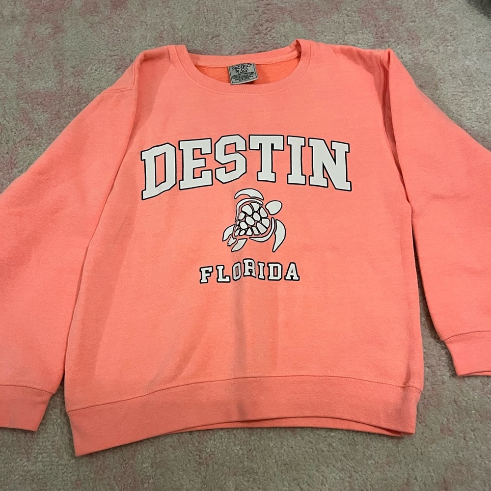 neon orange/neon pink sweatshirt from destin